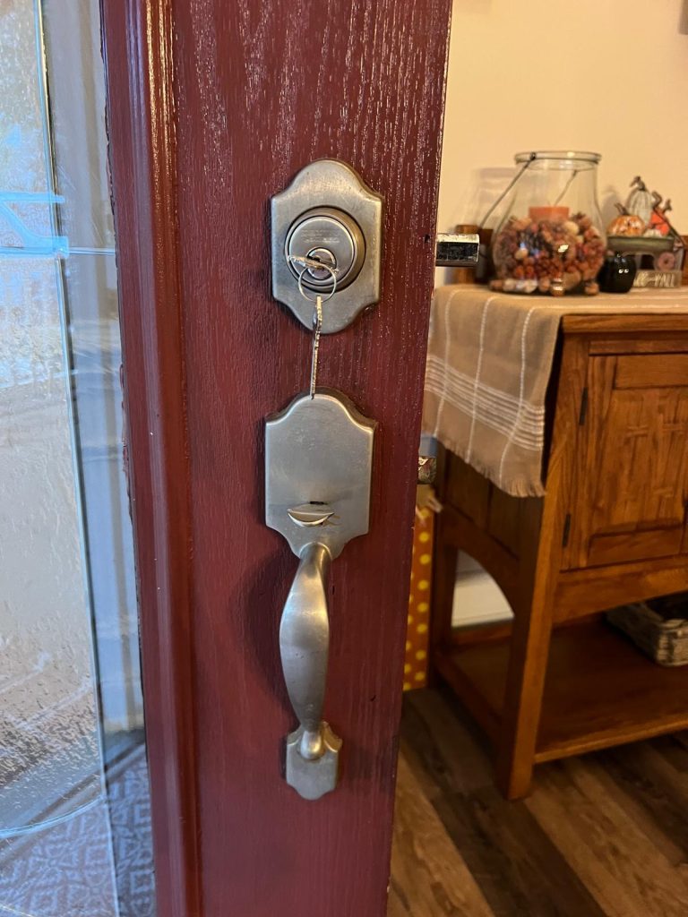 One Man and a Van - New handleset and deadbolt installed in Tampa FL (5)