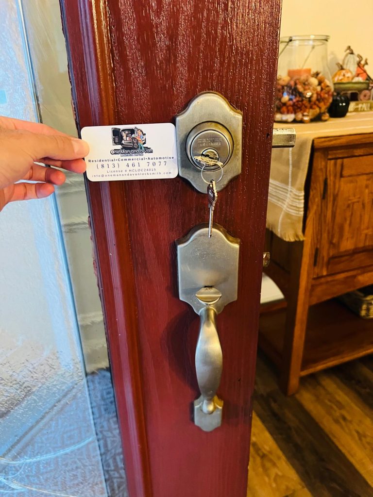 One Man and a Van - New handleset and deadbolt installed in Tampa FL (6)