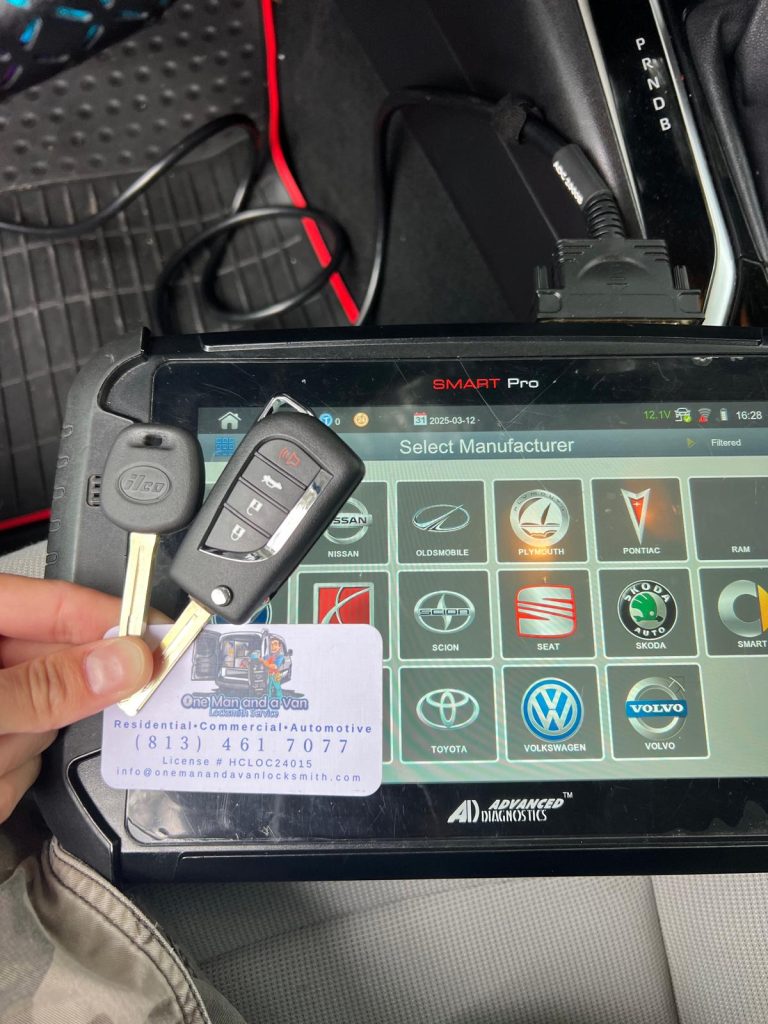 One man and a van - lost car keys replacement (15)