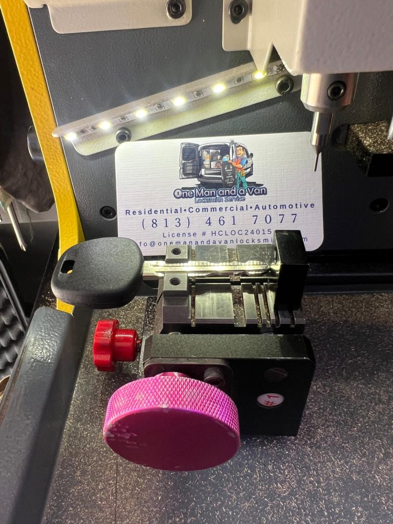 One man and a van - lost car keys replacement (5)